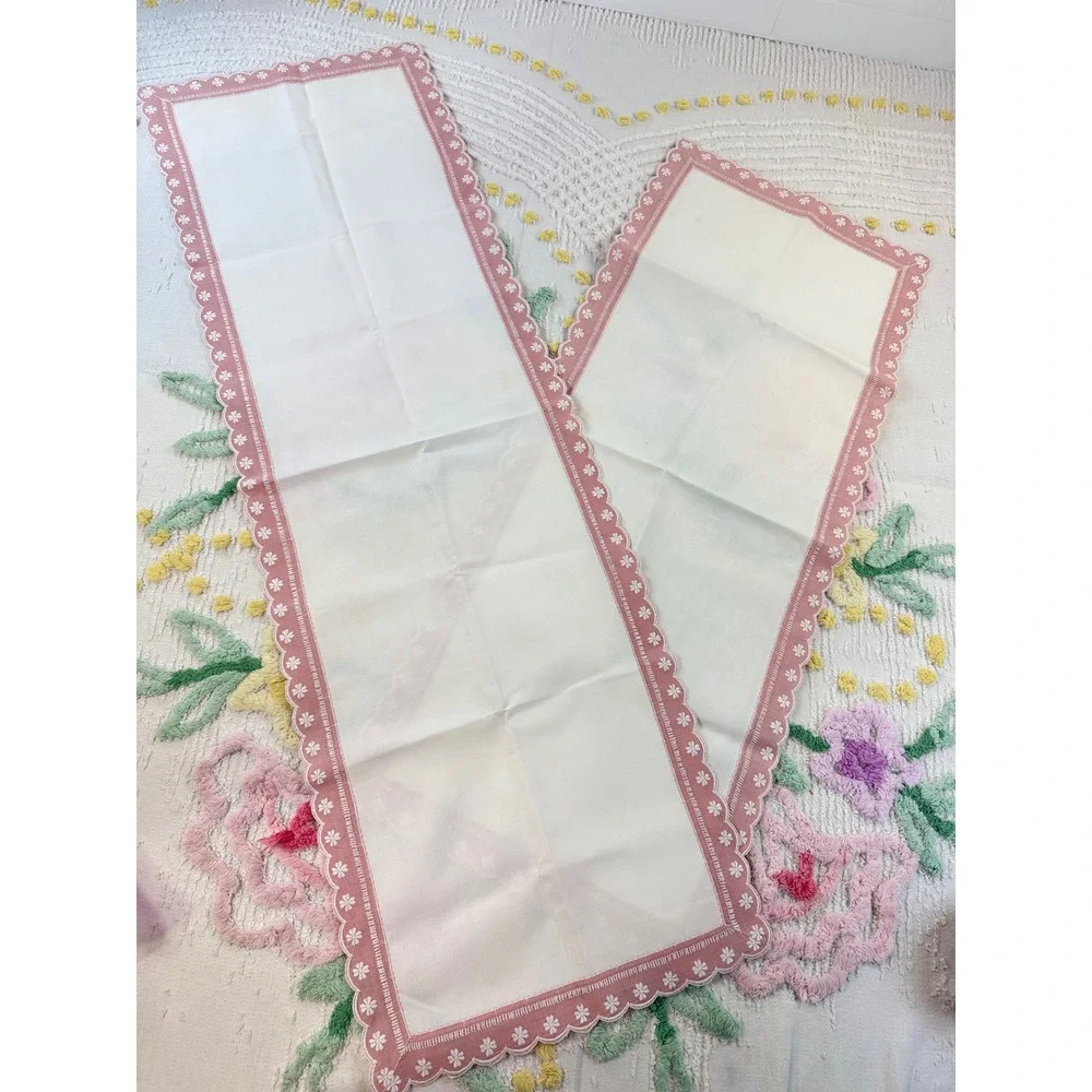 Vintage White Linen Table Runners Pink Scalloped Floral Embroidered Edge set 2